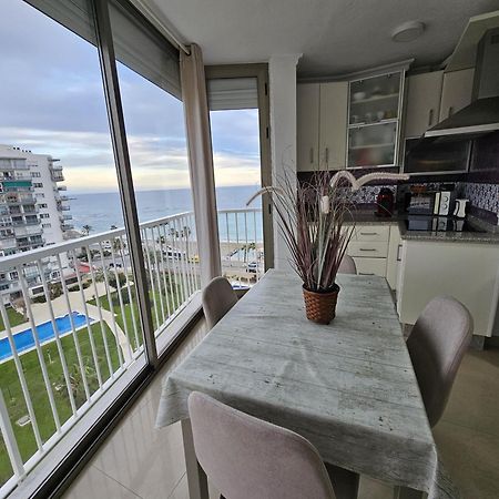 Apartamento En Benalmadena, Primera Linea De Playa Kültér fotó