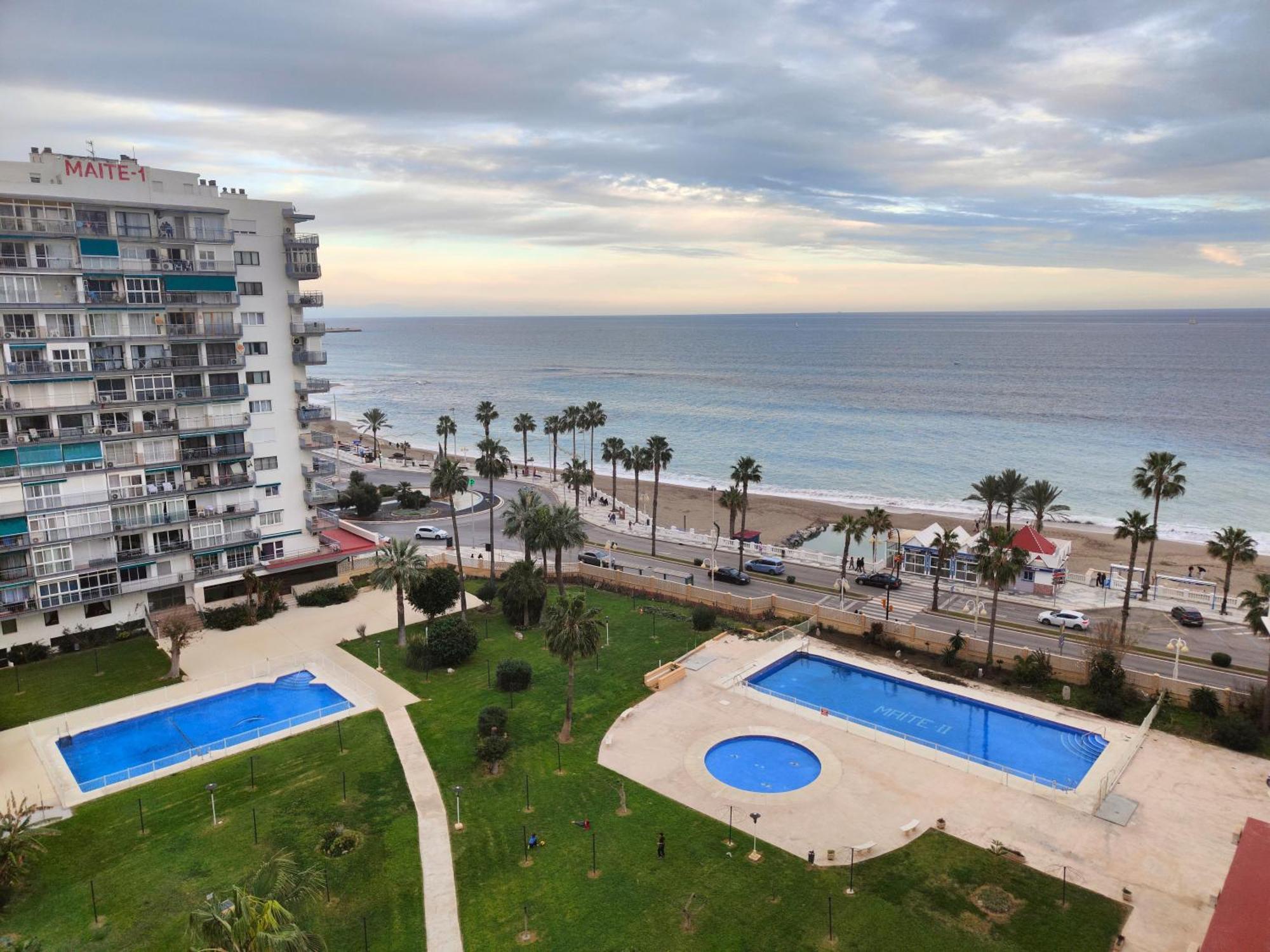 Apartamento En Benalmadena, Primera Linea De Playa Kültér fotó